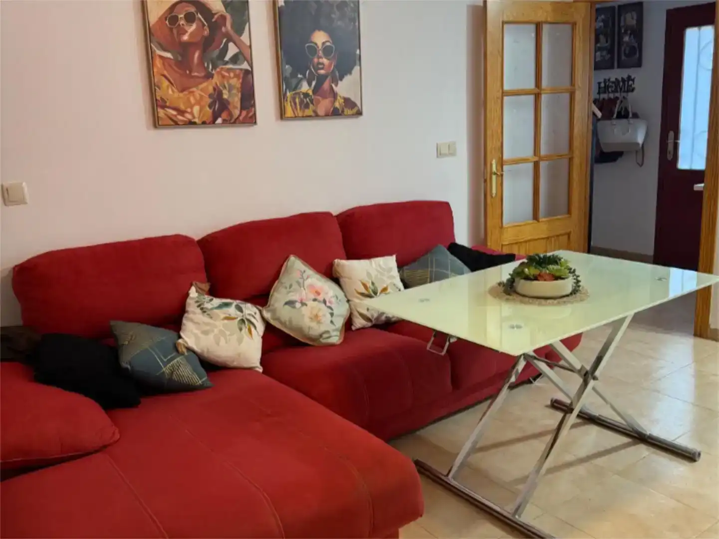 Sala d'estar de Casa adosada en venda en Alfacar amb Aire condicionat, Parquet i Piscina