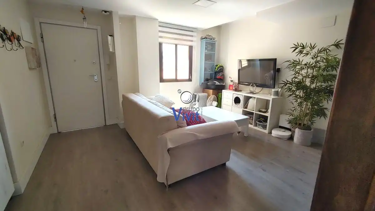 Sala de estar de Dúplex en venta en Alcalá de Guadaira