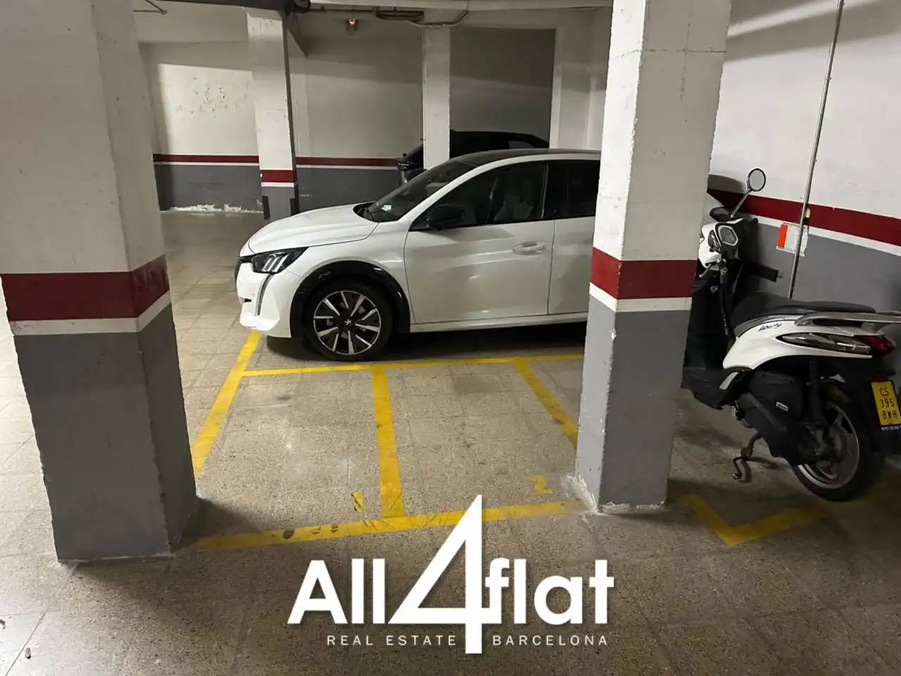 Parking de Garaje en venta en Barcelona con Alarma