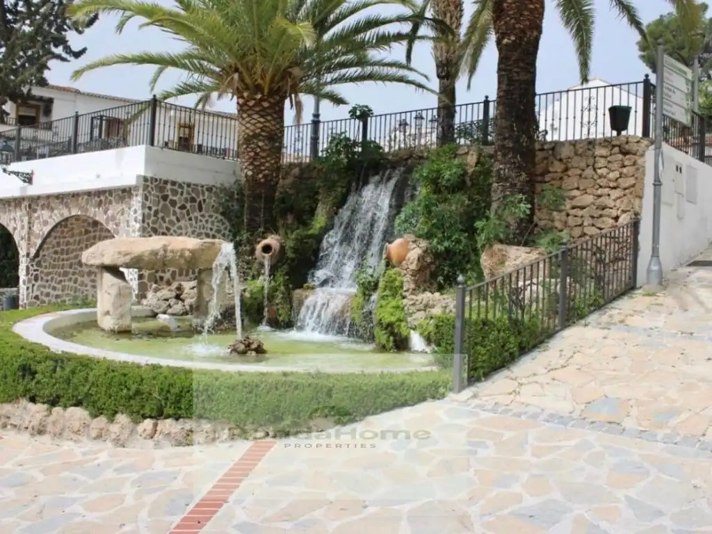 Vista exterior de Casa o chalet en venta en Montecorto