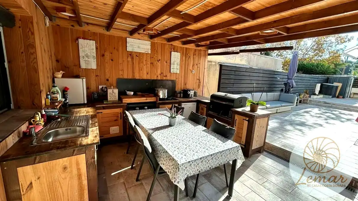Terraza de Casa o chalet en venta en Castelldefels con Jardín privado, Terraza y Piscina
