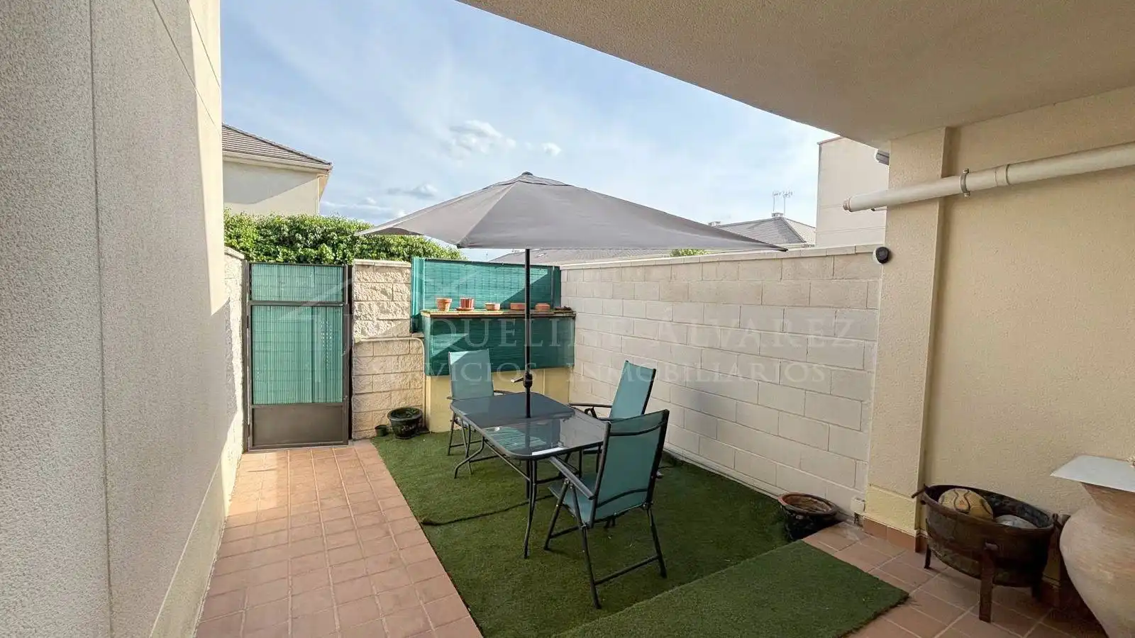 Terraced house with terrace for sale in La Montaña - El Cortijo, imagen 4