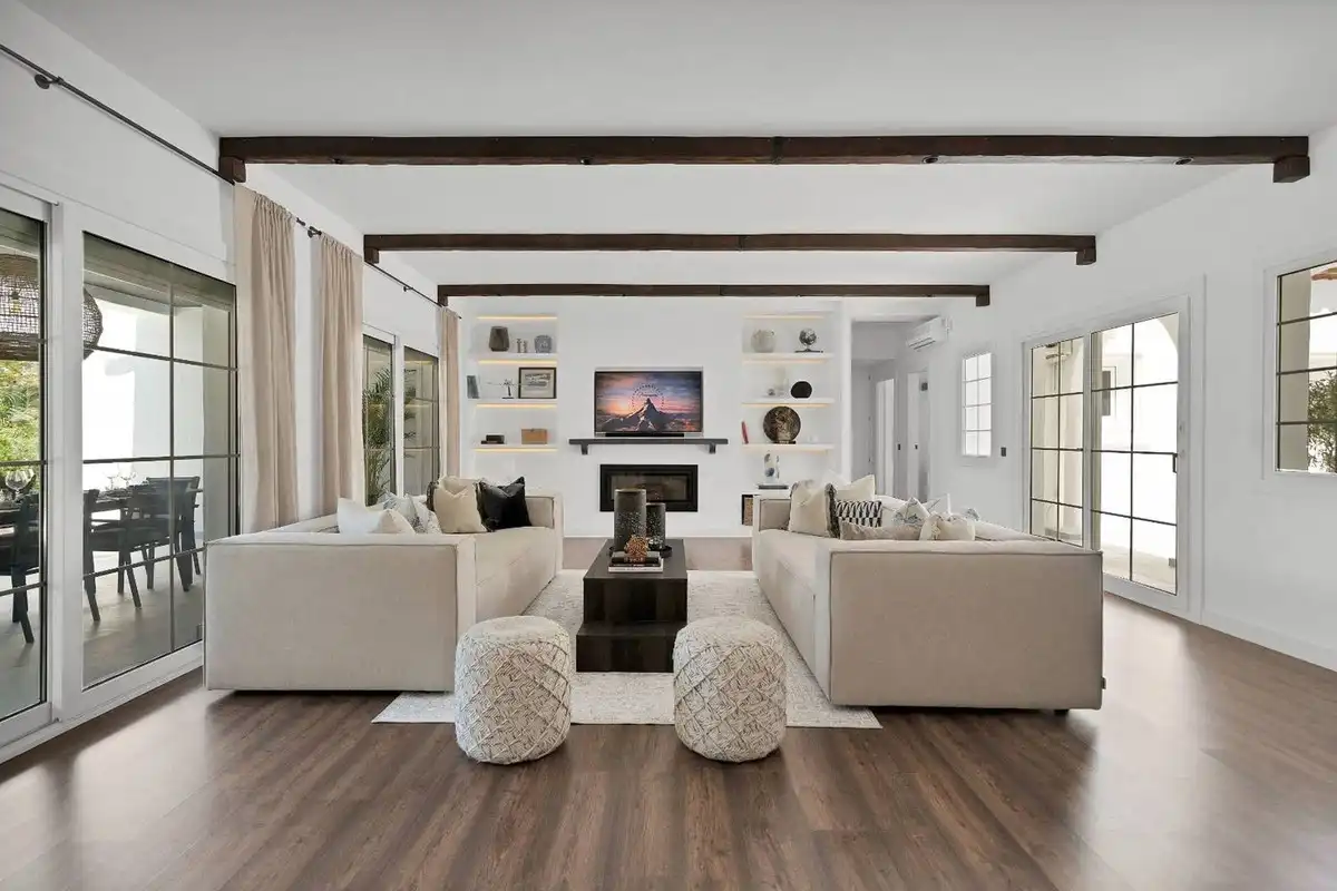 Sala de estar de Casa o chalet de alquiler en Estepona con Aire acondicionado, Jardín privado y Terraza