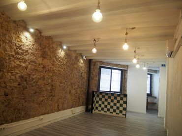 Business premises for sale in Carrer de la Lluna