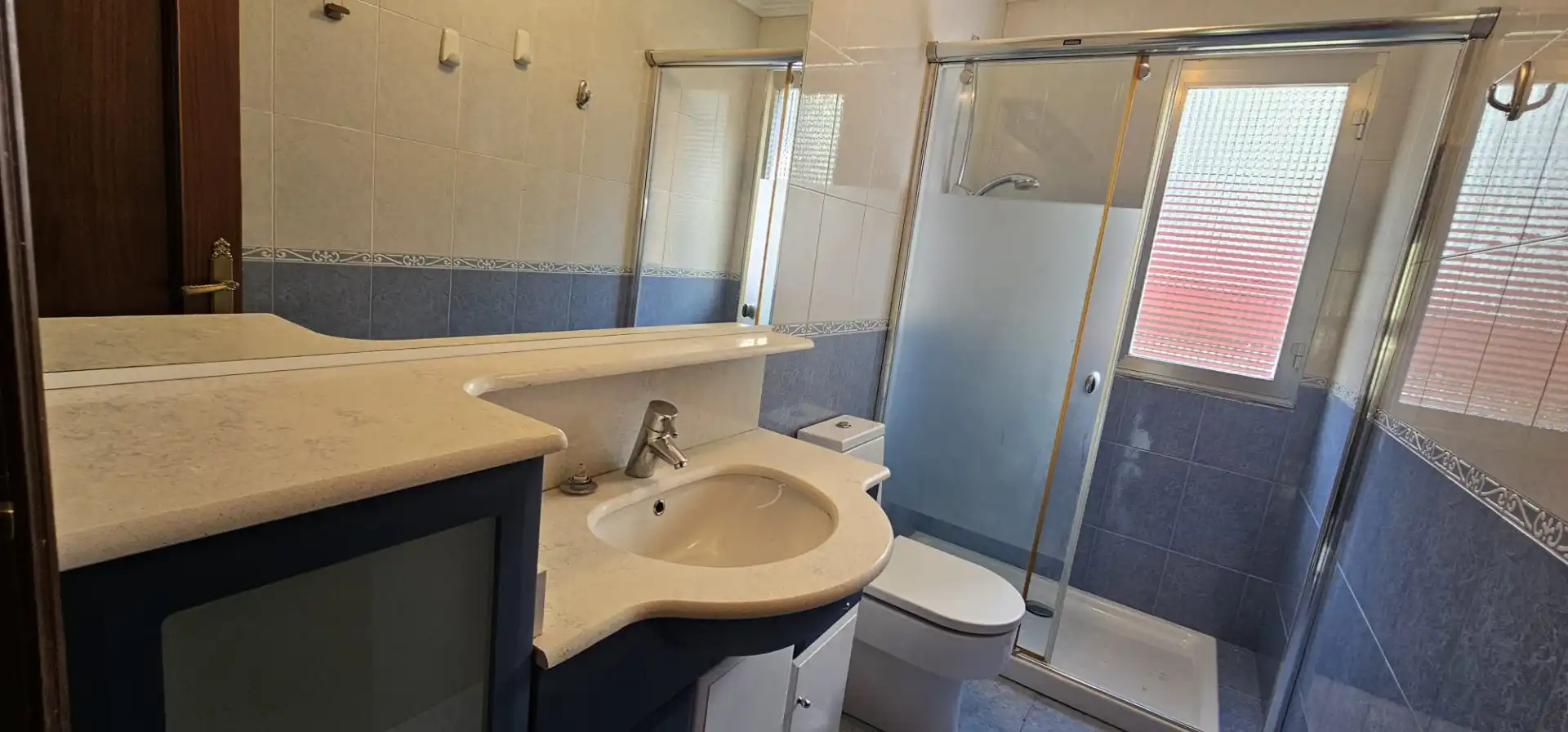Flat for sale in Francisco Gomez Kalea, Bagatza - San Vicente