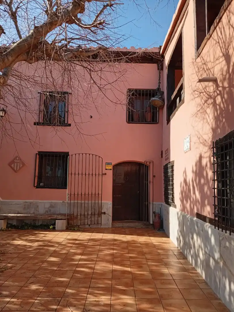 Vista exterior de Casa o xalet en venda en Castellón de la Plana / Castelló de la Plana amb Jardí privat, Terrassa i Traster