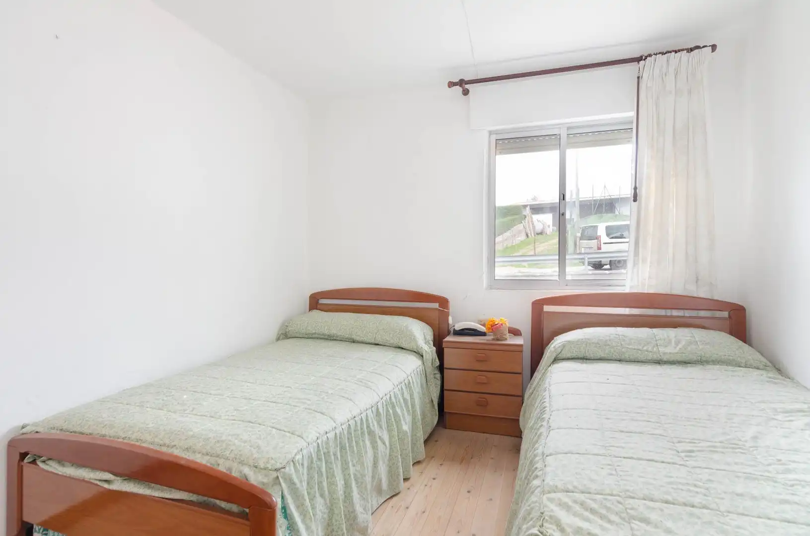 Schlafzimmer von Einfamilien-Reihenhaus zum Verkauf in Langreo