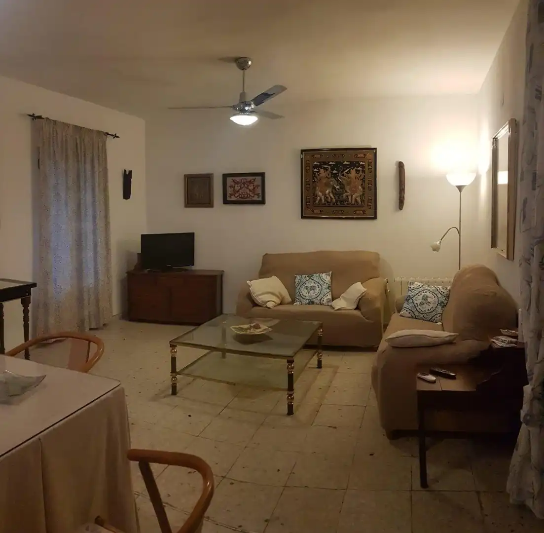 Sala d'estar de Pis en venda en Cáceres amb Traster i Moblat