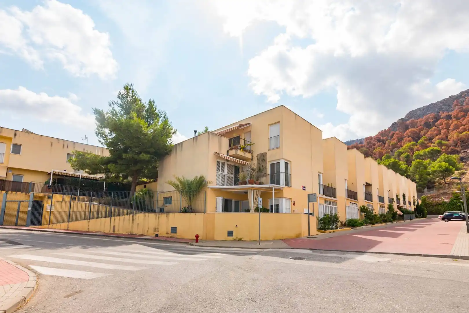 Vista exterior de Dúplex en venda en Murcia amb Aire condicionat, Calefacció i Jardí privat