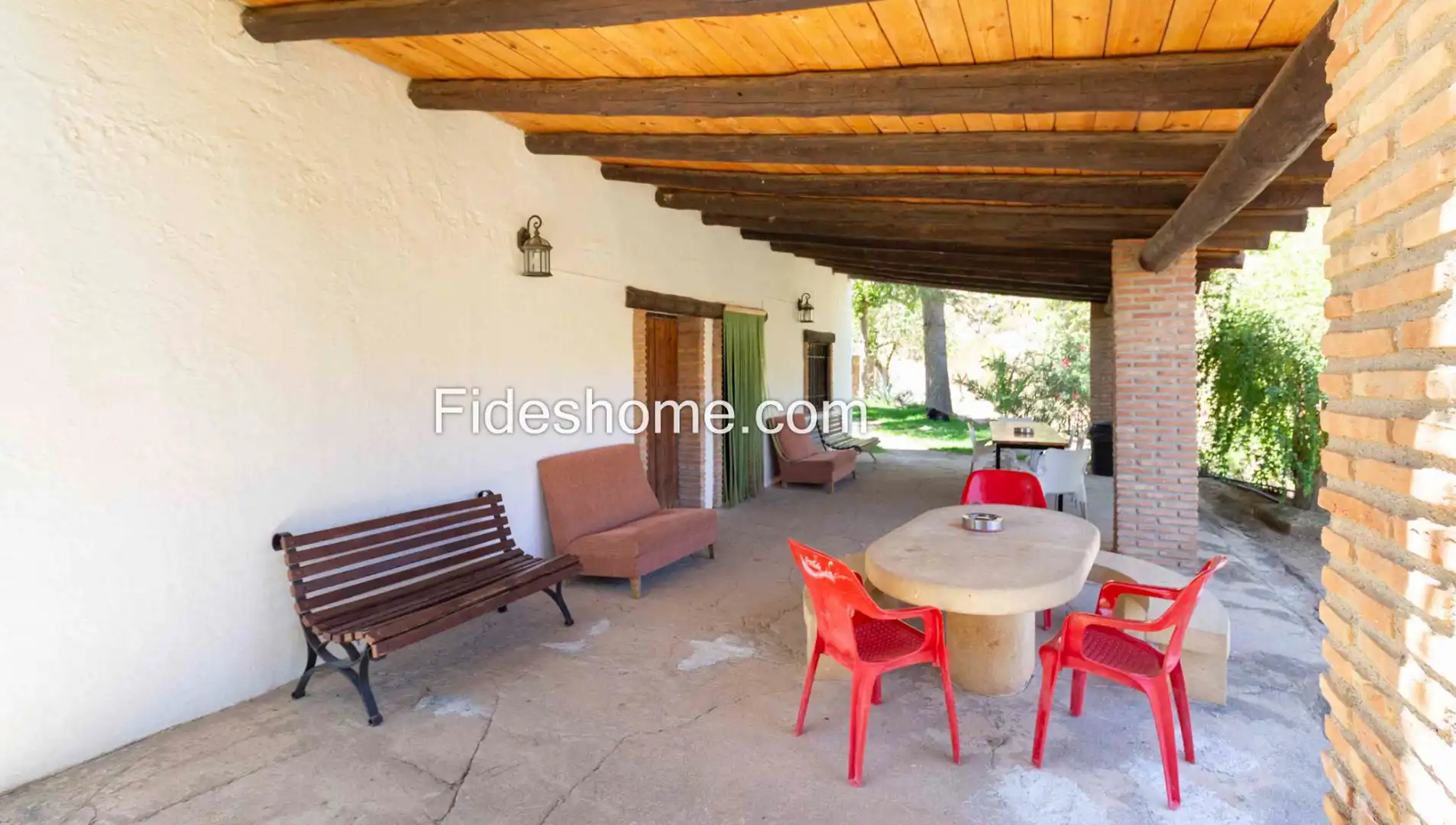 Jardí de Finca rústica en venda en Villamena amb Jardí privat, Piscina i Moblat