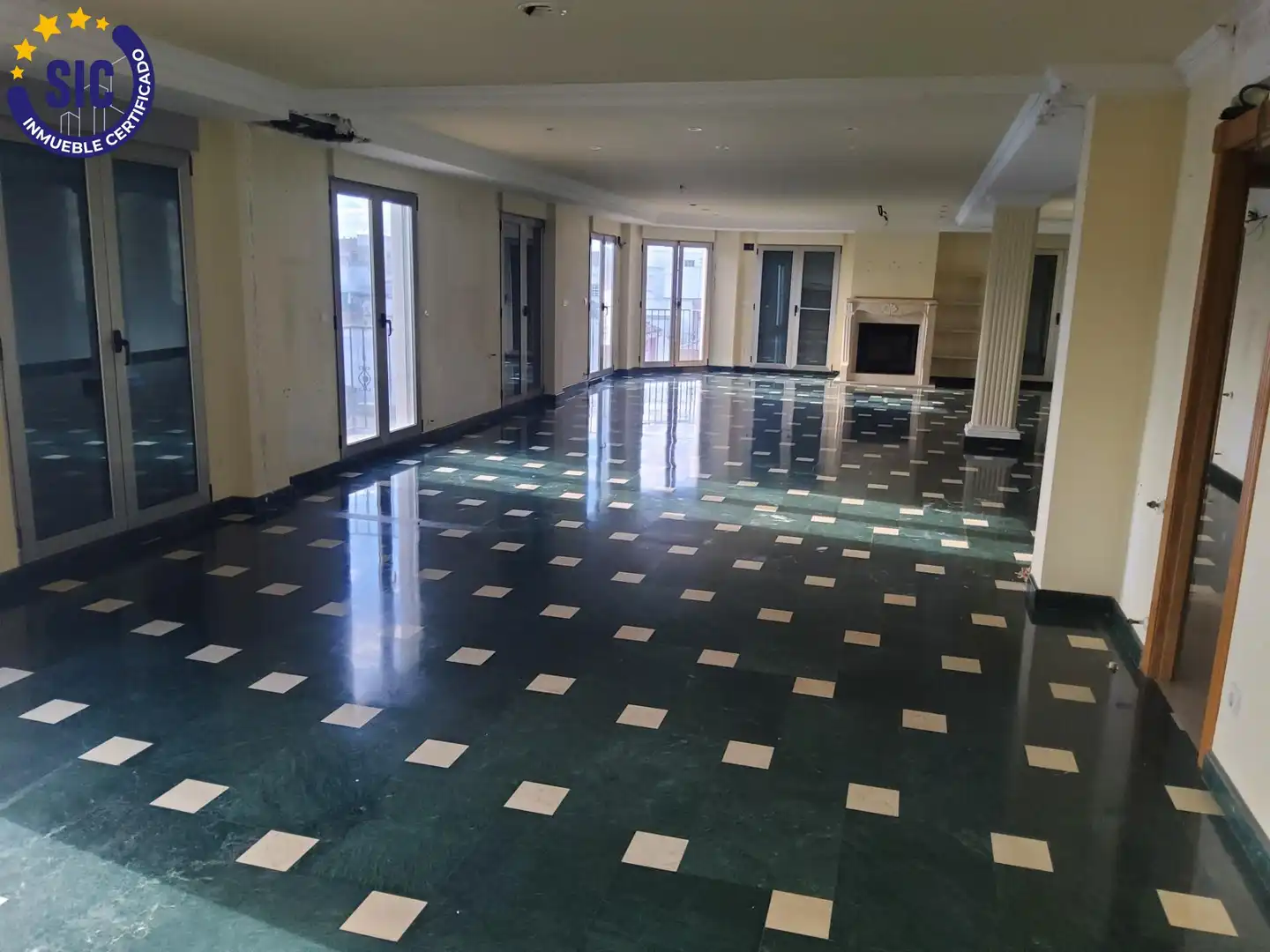 Ático en venta en Carlet con Calefacción, Trastero y Balcón