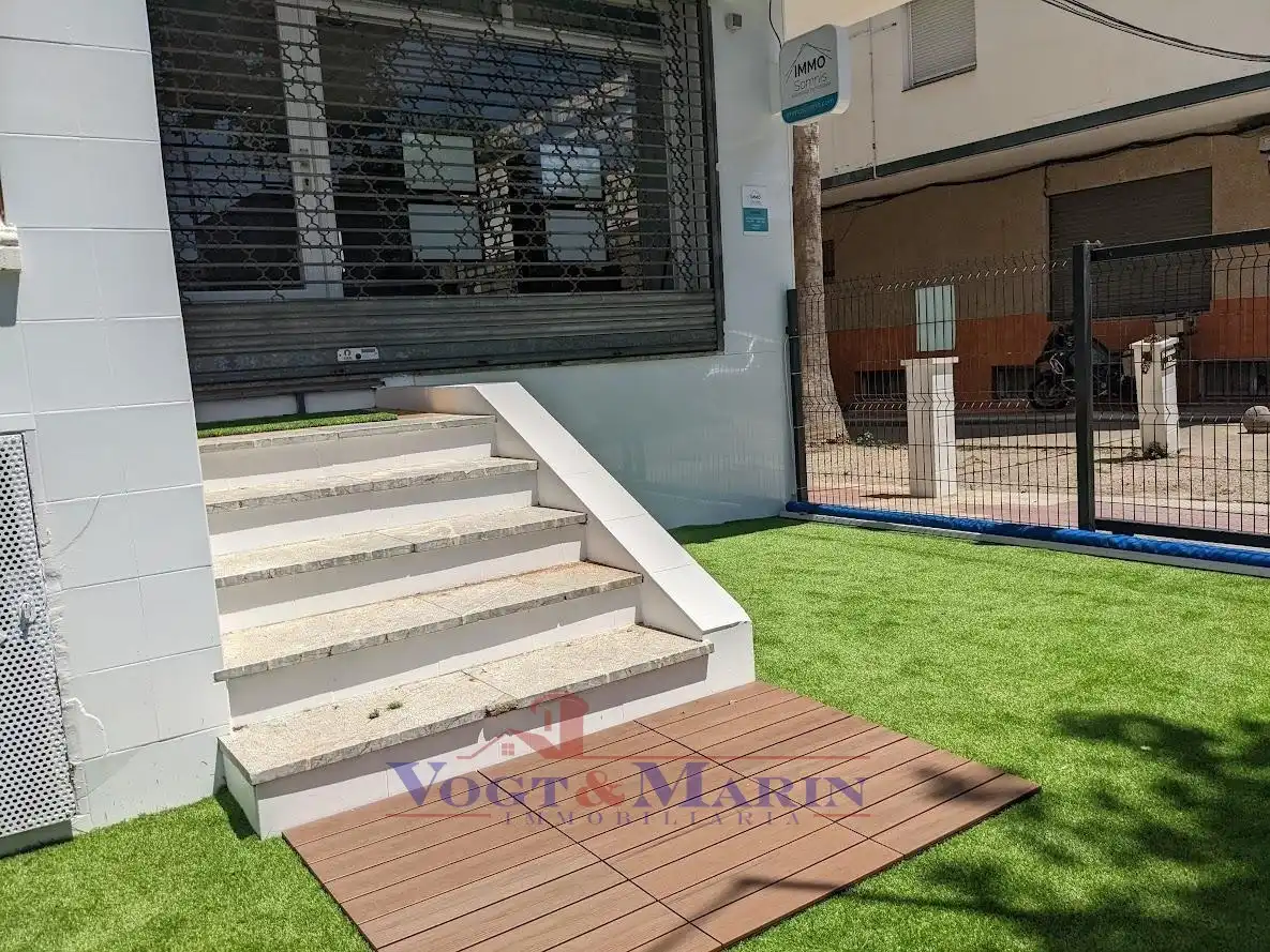 Local comercial en venta en Carrer Port Empordà, imagen 13