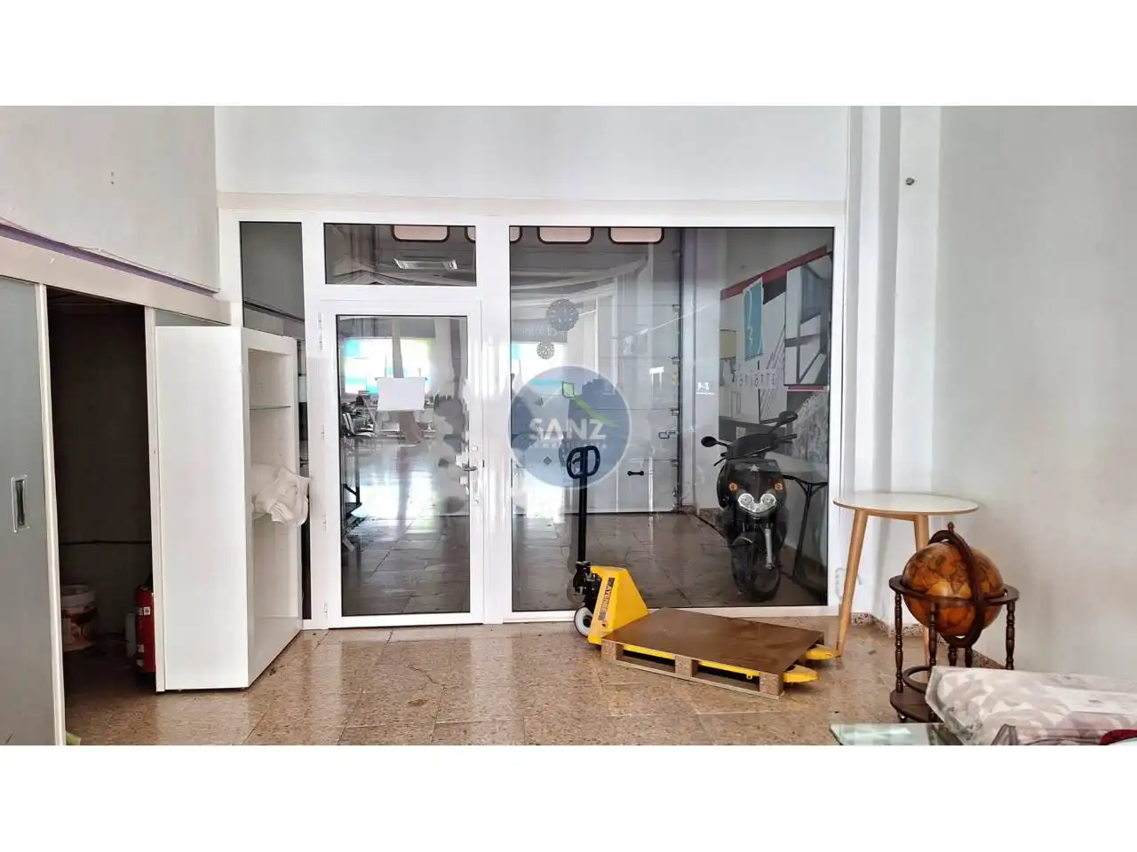 Local comercial en alquiler en Calle Hernan Cortés, imagen 5