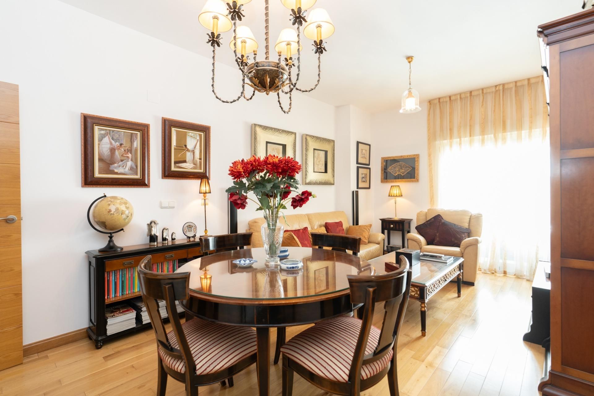 Menjador de Apartament en venda en Motril amb Parquet i Balcó