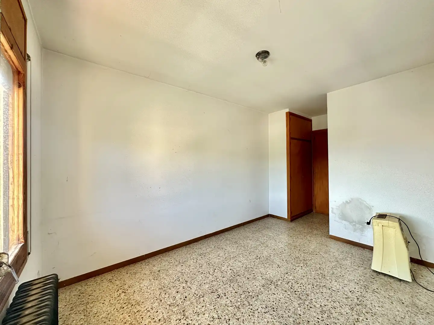Bedroom of Buildings for sale in Santa Maria de Besora