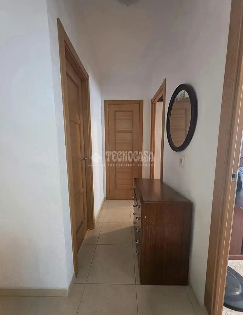 Wohnung zum Verkauf in Montilla mit Klimaanlage, Terrasse und Abstellraum