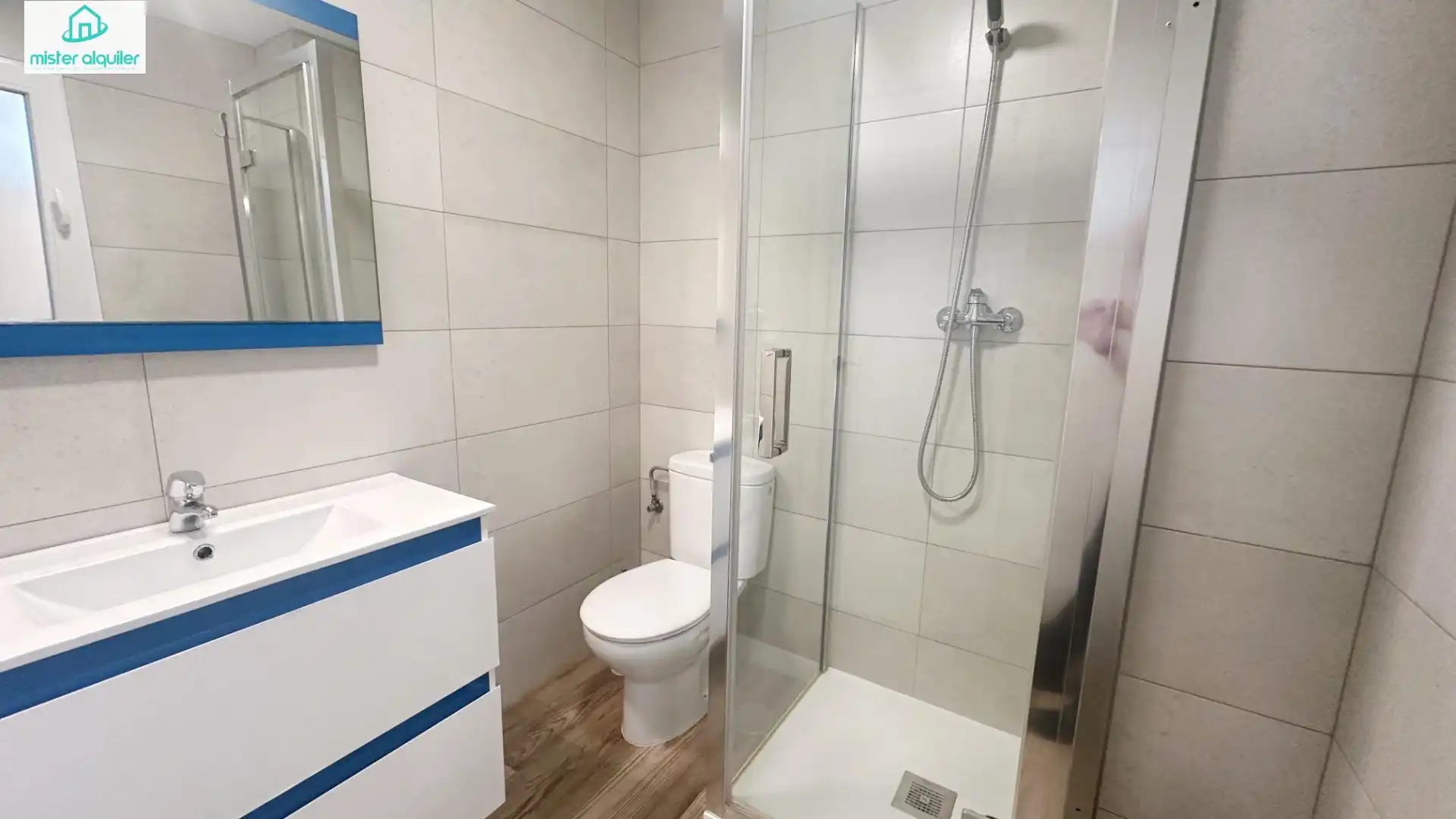 Bathroom of Apartments for rent in El Campello  with Air Conditioner, Heating and Furnished