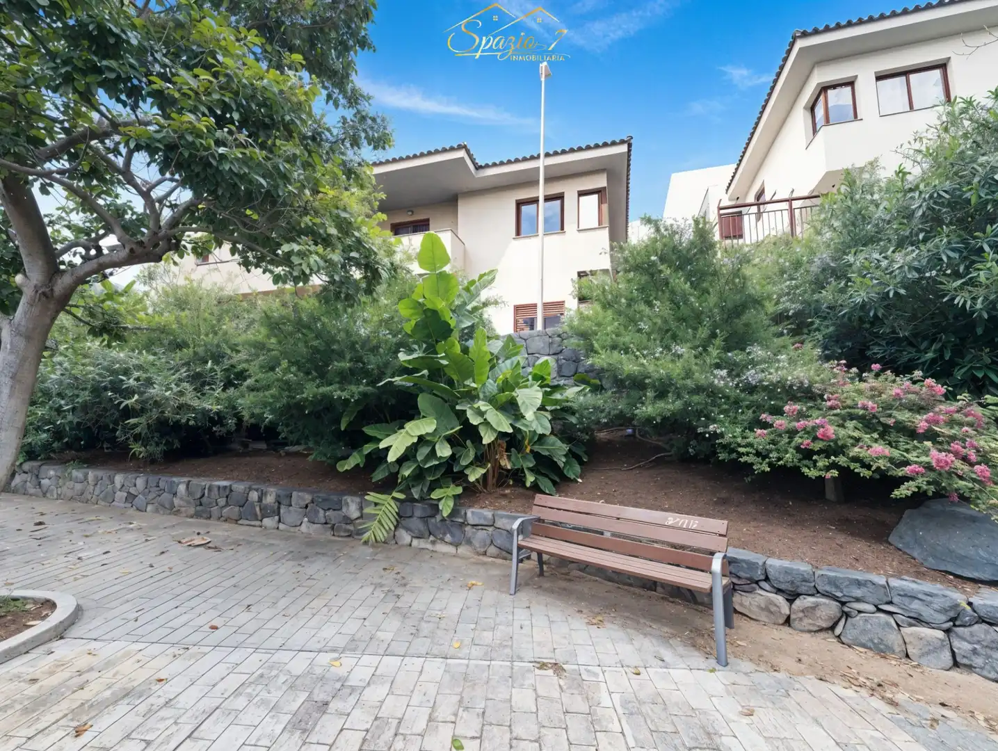 Vista exterior de Piso en venta en Los Realejos con Balcón y Alarma
