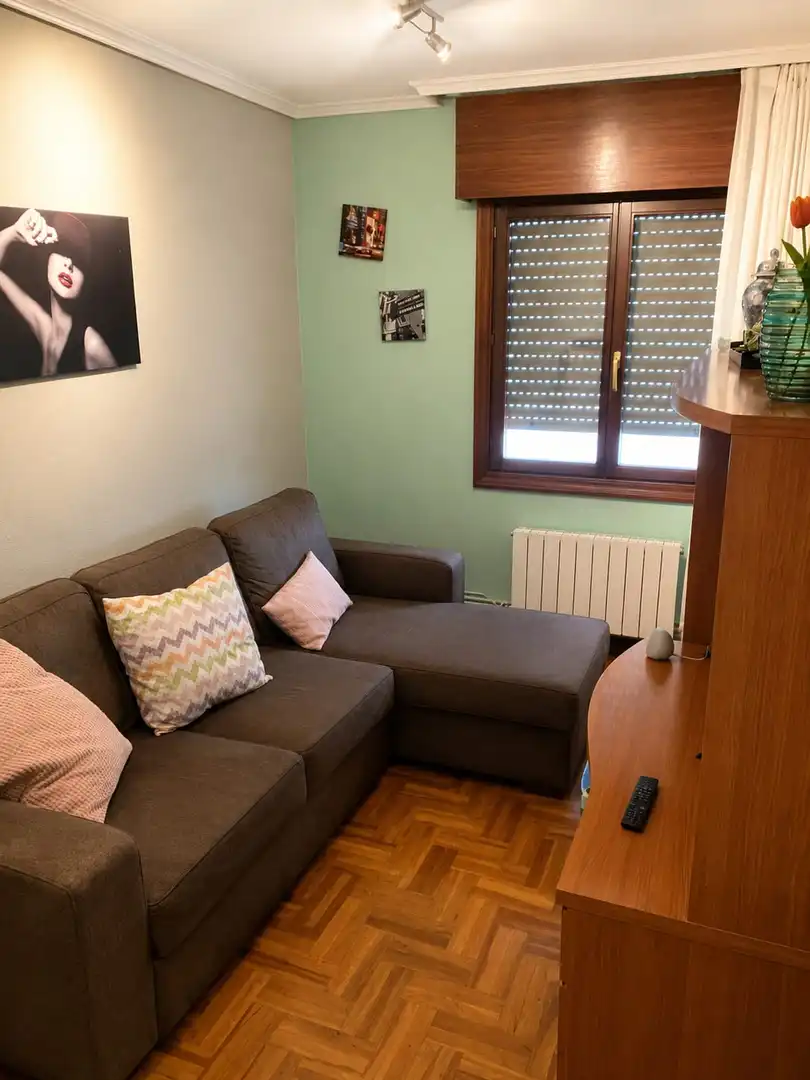Living room of Flat for sale in Bilbao   with Heating and Balcony