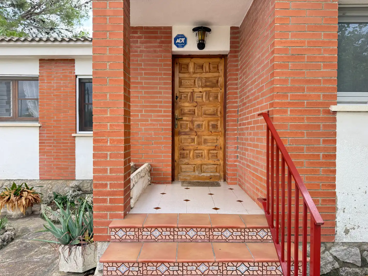 Exterior view of Houses for sale in Botarell, Tarragona