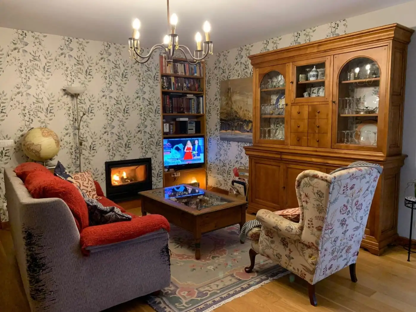 Living room of Houses for sale in Santa María del Páramo  with Heating, Private garden and Parquet flooring