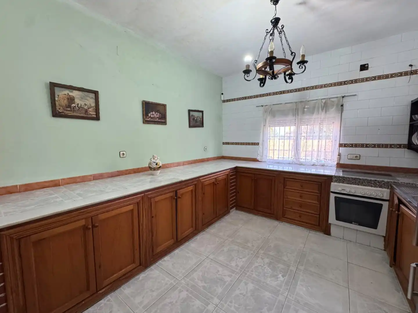 Cocina de Finca rústica en venta en Pilas