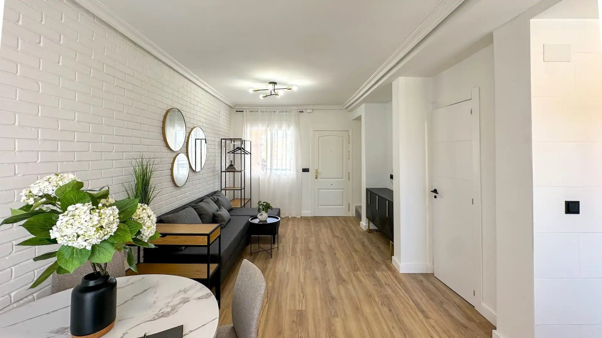 Sala de estar de Finca rústica en venta en Orihuela con Jardín privado, Terraza y Amueblado