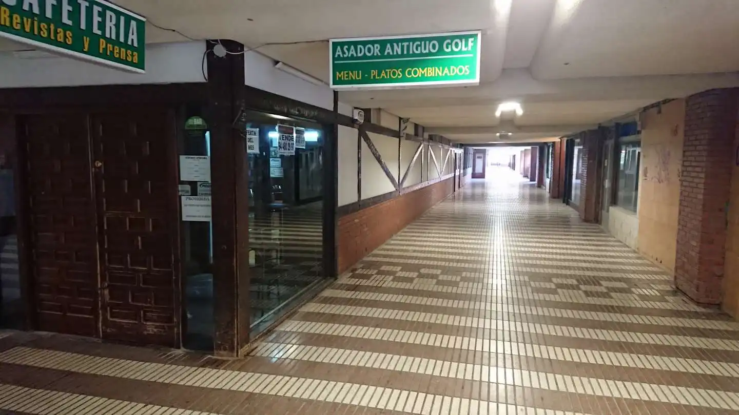Local comercial en venda a Las Arenas, imagen 3