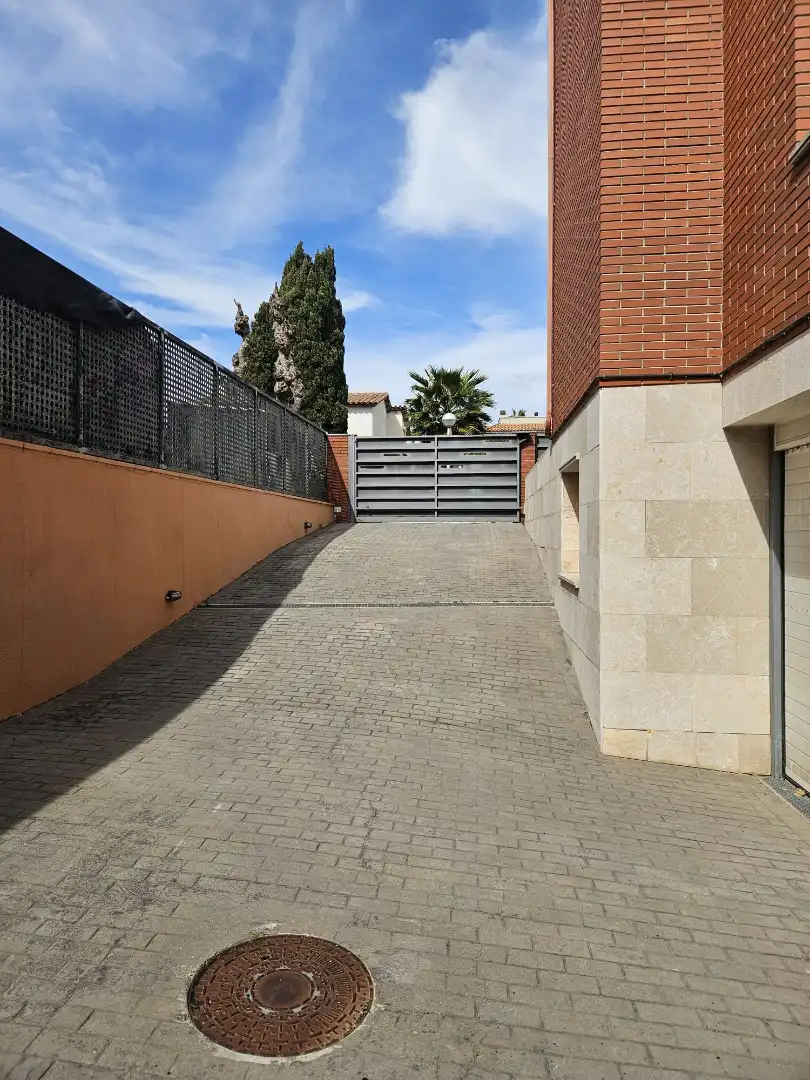 Parking of Detached homes for sale in Salou  with Air Conditioner, Heating and Private garden