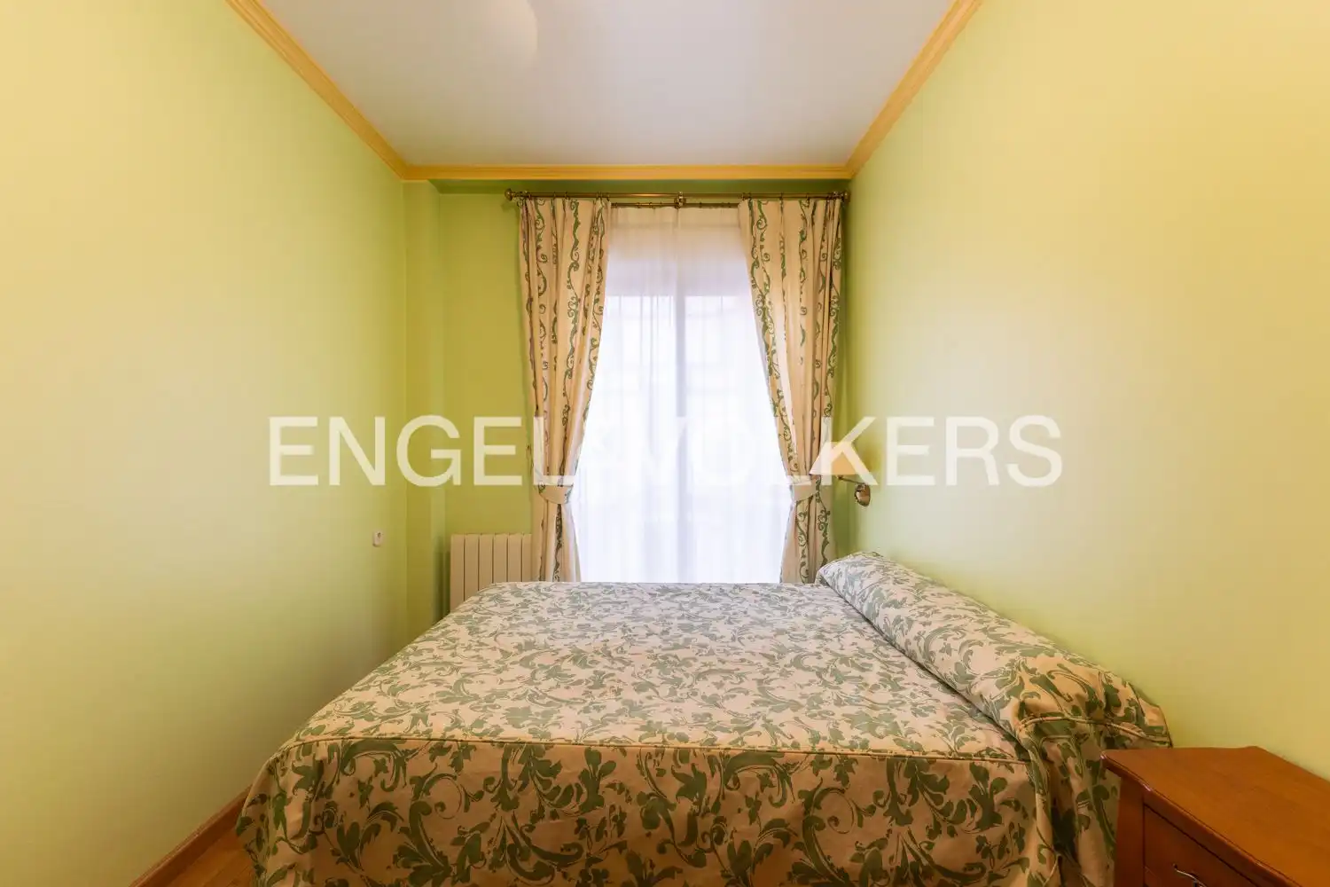 Bedroom of Houses for rent in Valencia  with Air Conditioner, Heating and Terrace