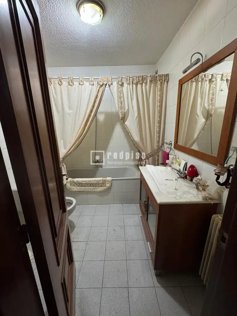 Baño de Piso en venta en Torrejón de Ardoz con Aire acondicionado, Calefacción y Parquet