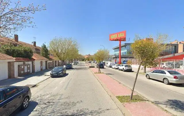 Vista exterior de Pis en venda en Parla