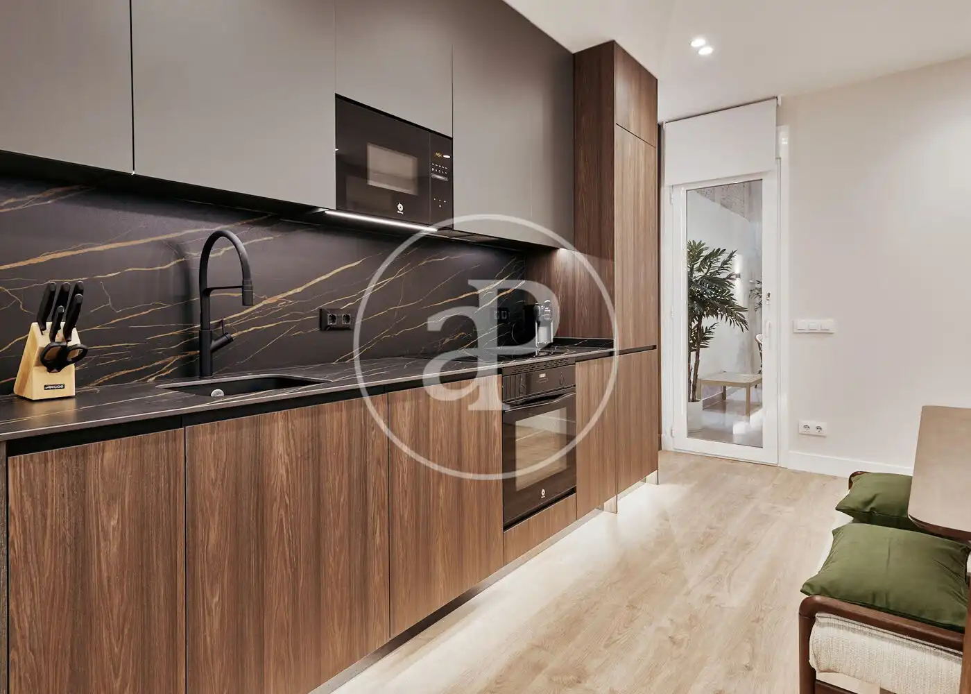 Cocina de Piso en venta en Madrid con Aire acondicionado, Calefacción y Jardín privado