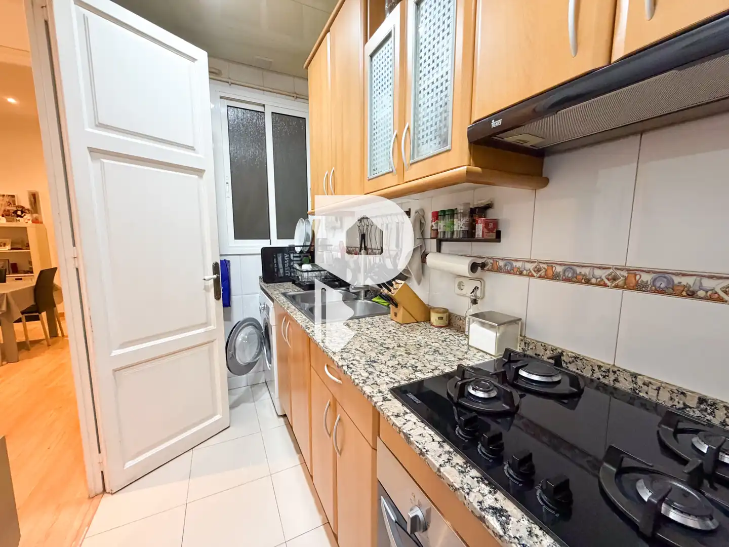 Kitchen of Flat for sale in Barcelona  with Air Conditioner, Heating and Parquet flooring