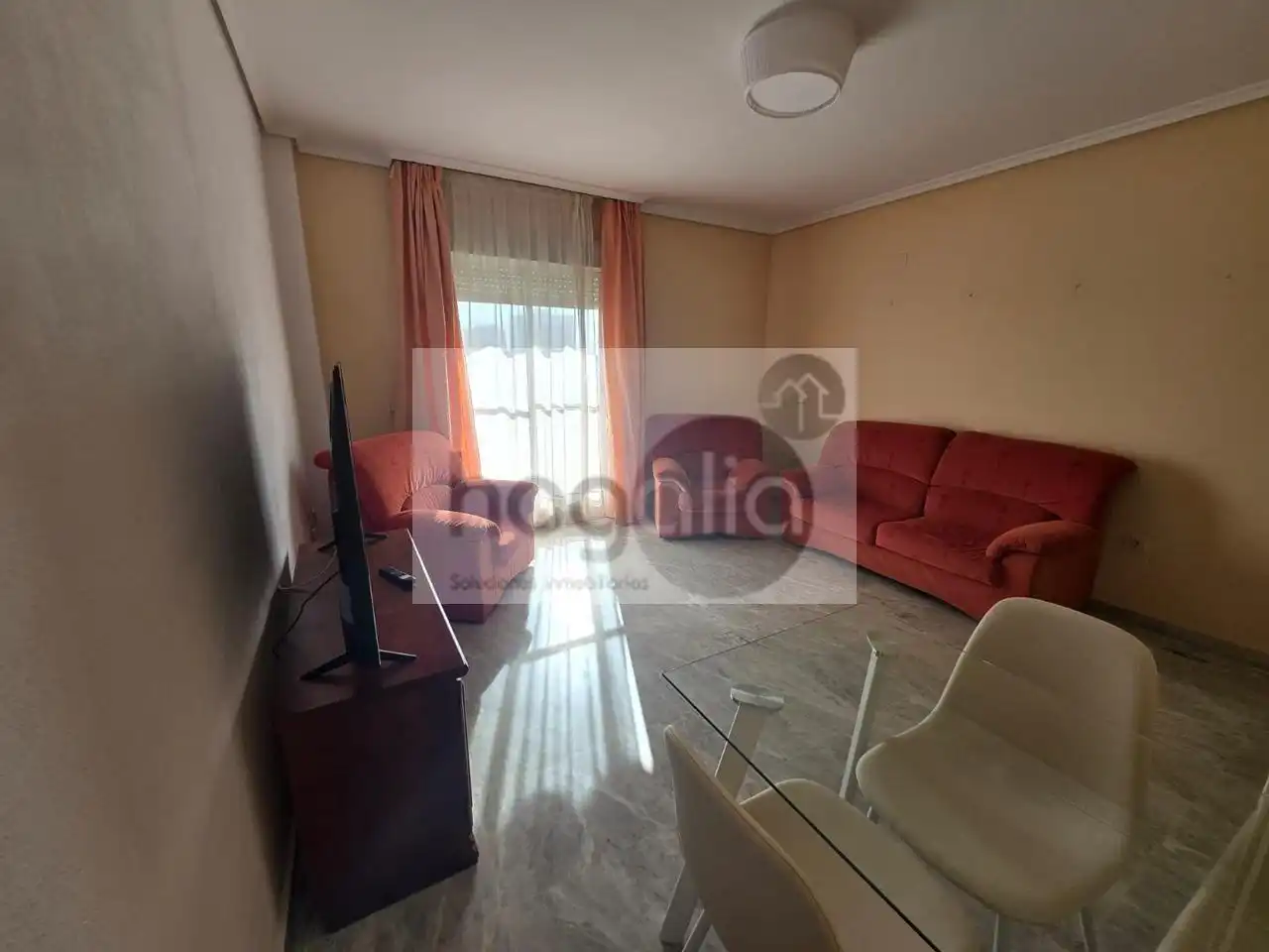 Living room of Flat for rent in Sevilla  with Air Conditioner, Terrace and Swimming Pool