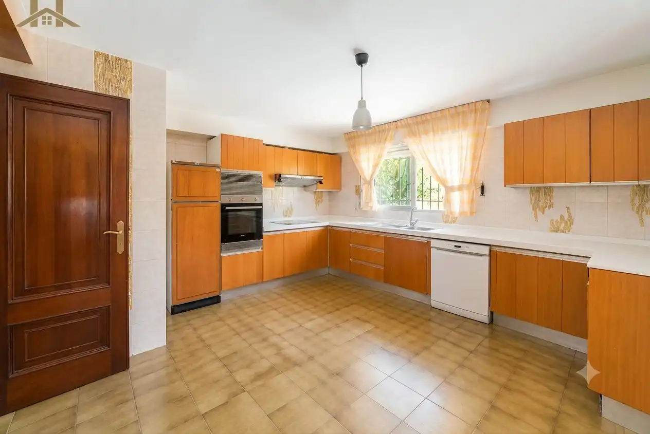 Kitchen of Detached homes for sale in Madrid  with Heating, Private garden and Terrace