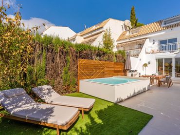Reihenhaus mit Pool zum Verkauf in Milla de Oro