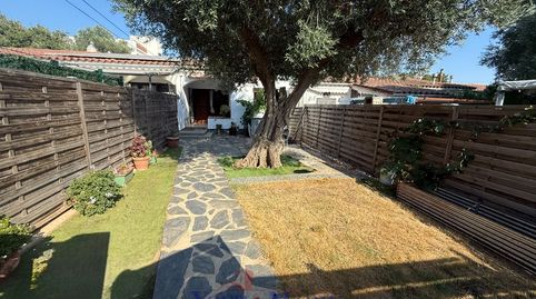 Acogedora casa pareada con jardín y parking en Mas Boscà, Roses, imatge 2