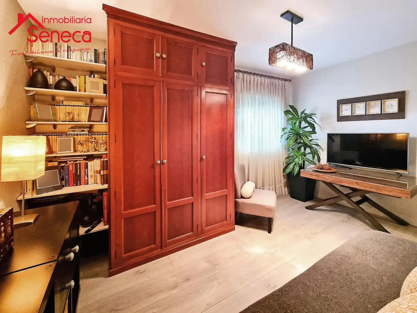 Dormitori de Casa o xalet en venda en Córdoba amb Aire condicionat, Calefacció i Terrassa
