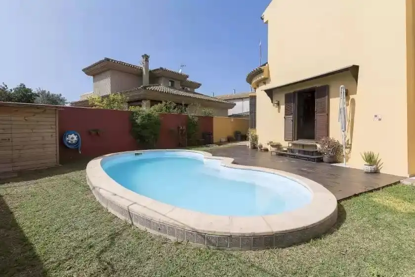 Swimming pool of Houses for sale in Chiclana de la Frontera