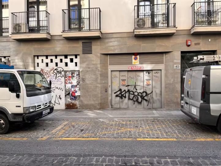 Vista exterior de Garatge de lloguer en  Granada Capital