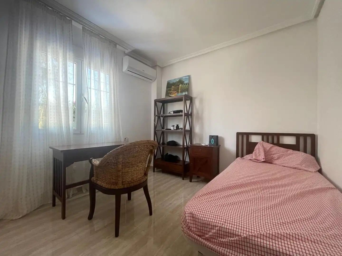 Dormitori de Casa adosada en venda en Torrevieja amb Aire condicionat, Calefacció i Jardí privat