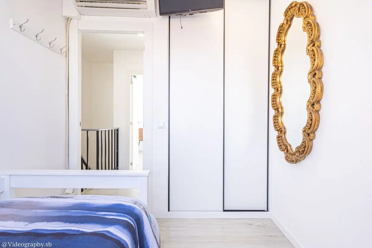Habitación de Dúplex en venta en Madrid con Aire acondicionado, Calefacción y Terraza