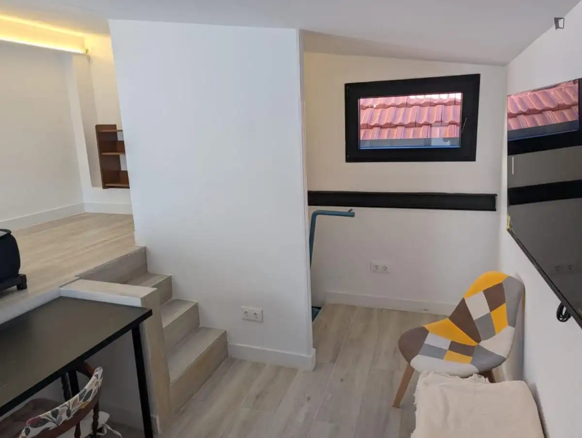Houses for rent in Madrid  with Air Conditioner, Furnished and Washing machine
