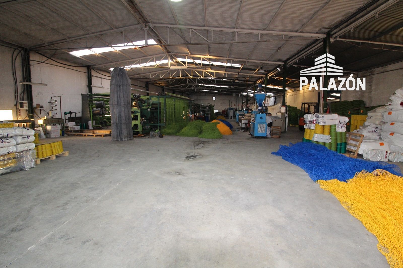 Industrial buildings for sale in Molins - Campaneta - San Bartolomé