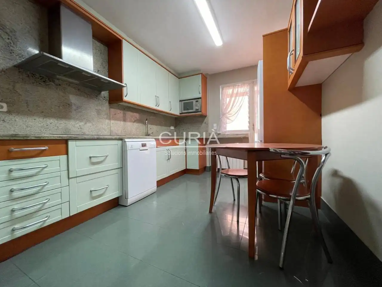 Àtic amb terrassa en venda a Centre Històric, imagen 4