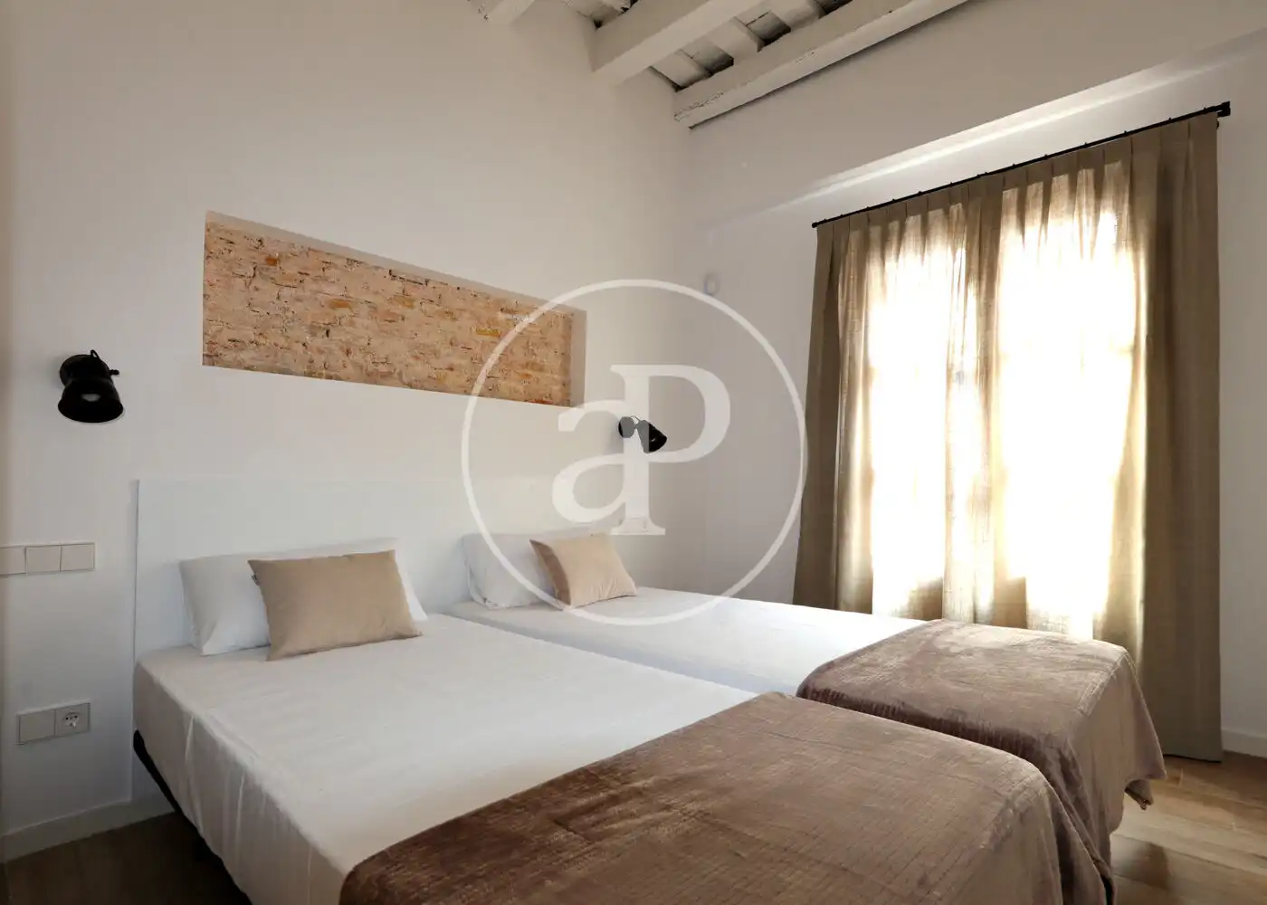 Habitación de Piso en venta en Barcelona con Aire acondicionado, Calefacción y Amueblado