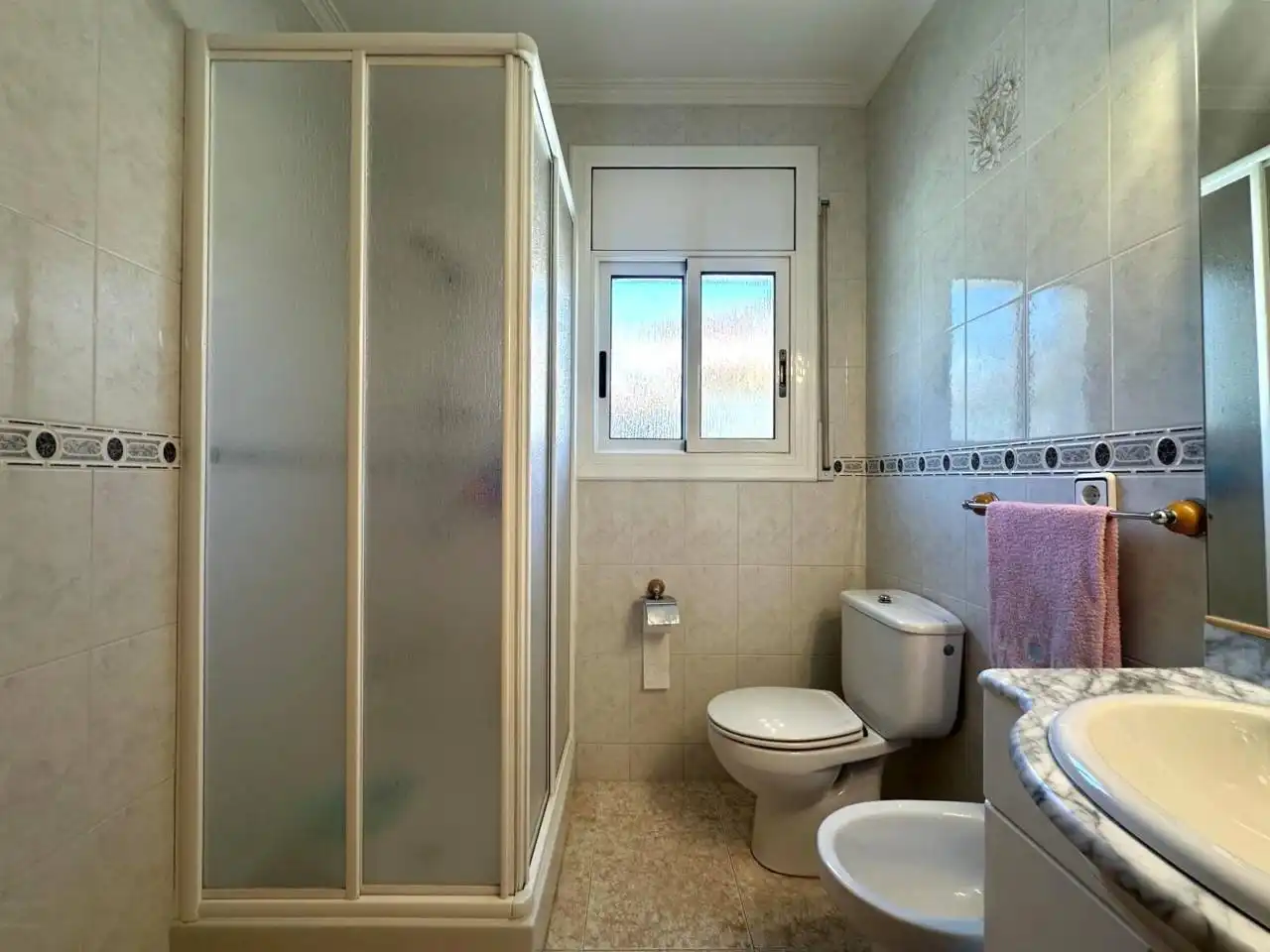 Badezimmer von Haus oder Chalet zum Verkauf in Lliçà d'Amunt mit Heizung und Privatgarten