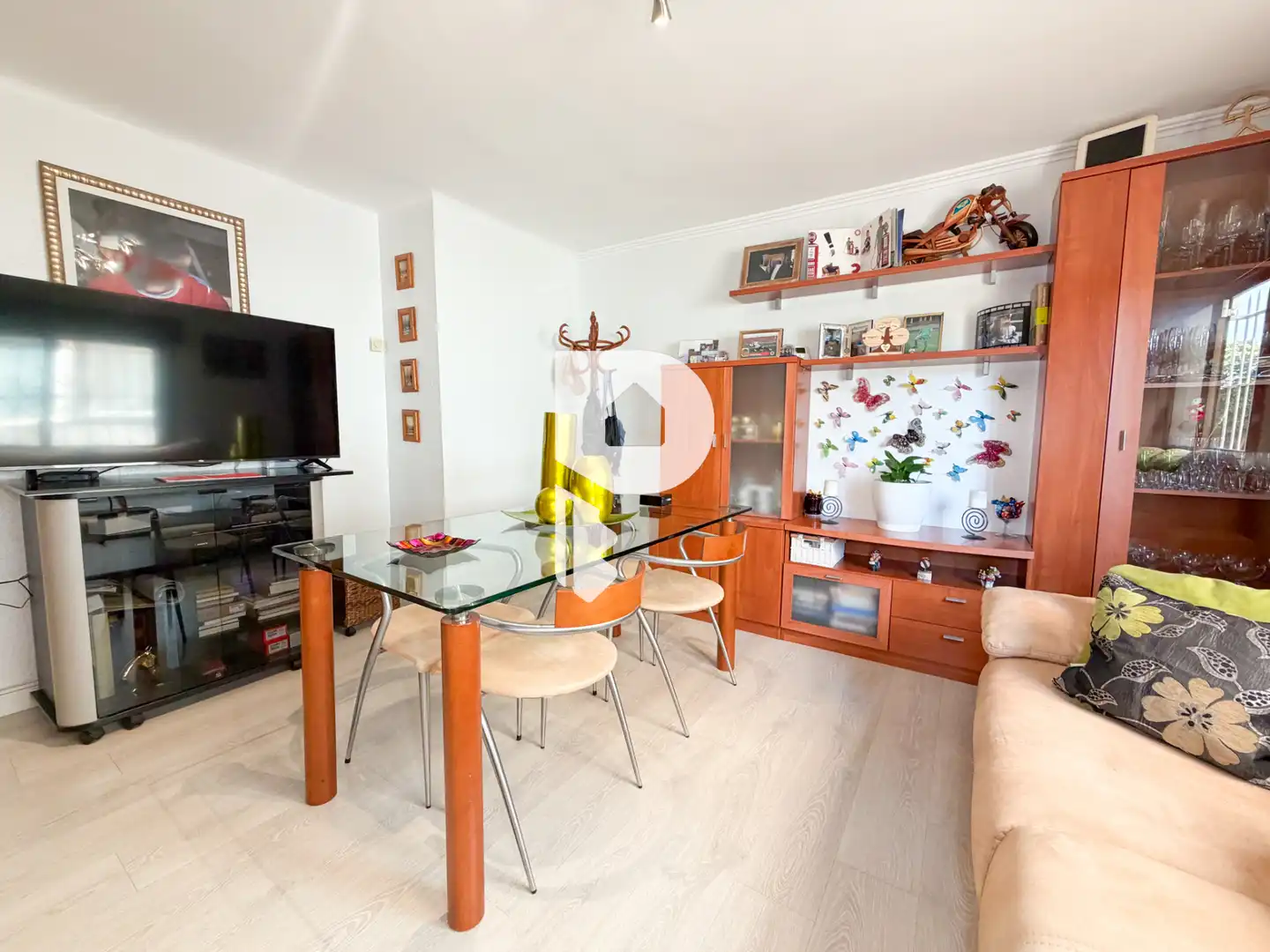 Sala d'estar de Casa o xalet en venda en El Papiol amb Aire condicionat, Calefacció i Jardí privat