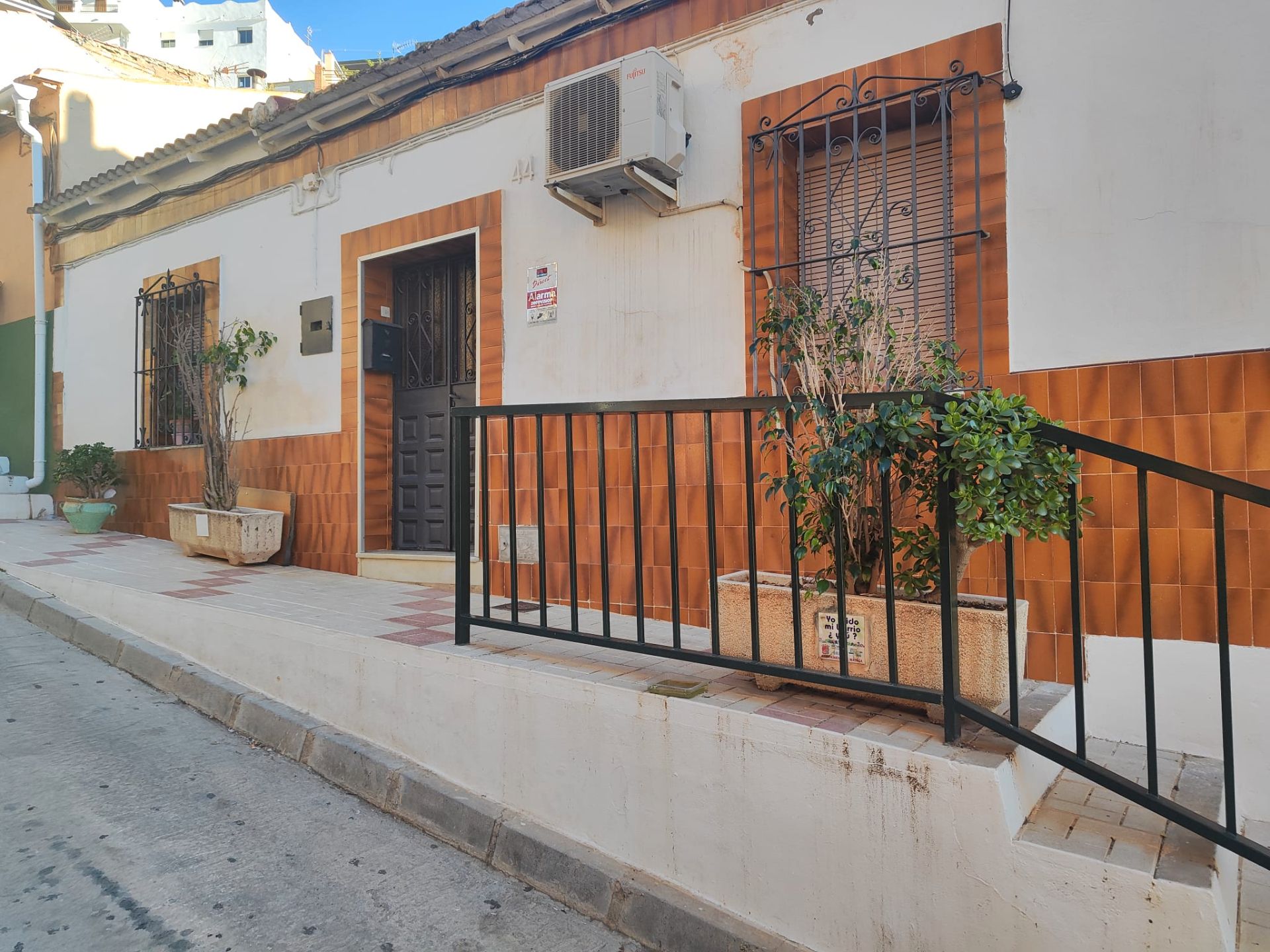 Vista exterior de Casa adosada en venda en Málaga Capital amb Aire condicionat, Terrassa i Moblat